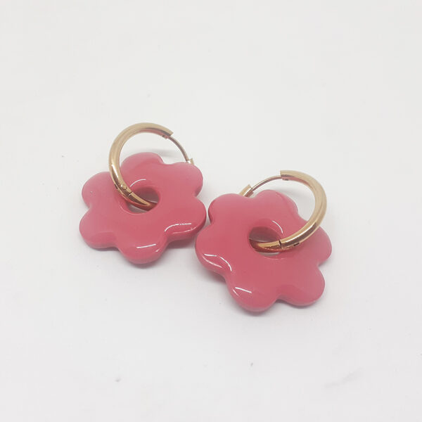 alchimies-lyon-click-and-collect-cadeaux-noel-artisanat-createurs-boutique-boucles-oreilles-creoles-polymelau-argile-polymere-couleurs-pop