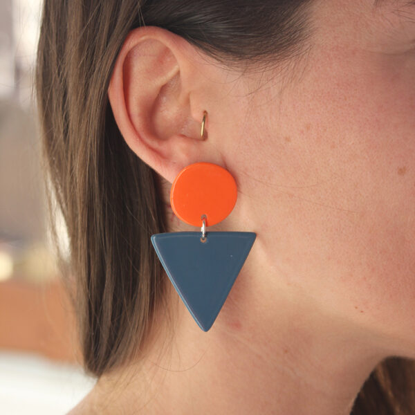 alchimies-lyon-click-and-collect-cadeaux-noel-artisanat-createurs-boutique-boucles-oreilles-creoles-polymelau-argile-polymere-couleurs-pop