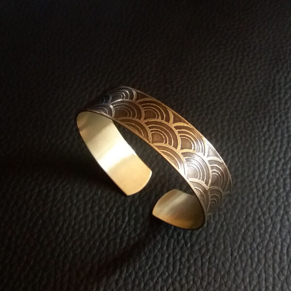 alchimies-lyon-click-and-collect-cadeaux-noel-artisanat-createurs-boutique-collier-bracelet-manchette-boucles-oreilles-creoles-speakinghands