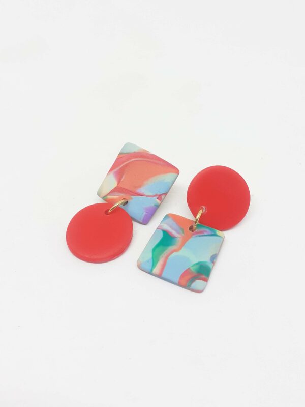 alchimies-lyon-click-and-collect-cadeaux-noel-artisanat-createurs-boutique-boucles-oreilles-creoles-polymelau-argile-polymere-couleurs-pop