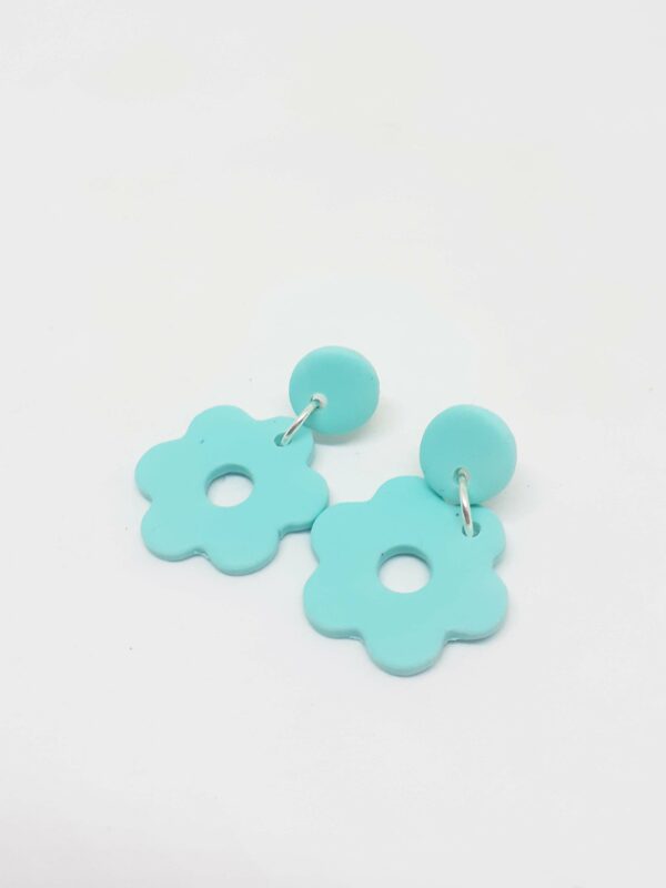 alchimies-lyon-click-and-collect-cadeaux-noel-artisanat-createurs-boutique-boucles-oreilles-creoles-polymelau-argile-polymere-couleurs-pop