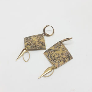 alchimies lyon click and collect cadeaux noel artisanat createurs boutique collier bracelet manchette boucles oreilles creoles speakinghands