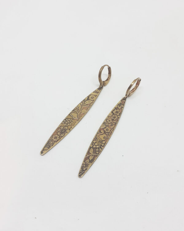 alchimies lyon click and collect cadeaux noel artisanat createurs boutique collier bracelet manchette boucles oreilles creoles speakinghands