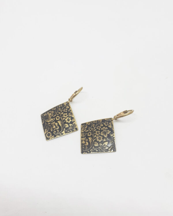 alchimies lyon click and collect cadeaux noel artisanat createurs boutique collier bracelet manchette boucles oreilles creoles speakinghands